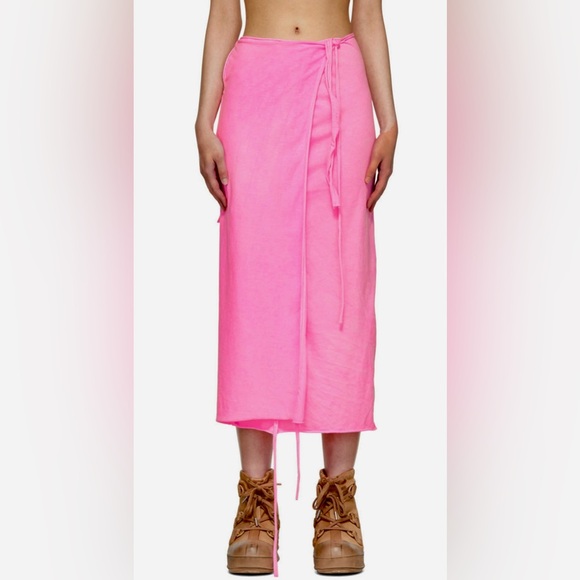 Ottolinger new with tags pink wrap skirt. Size large - Picture 3 of 10